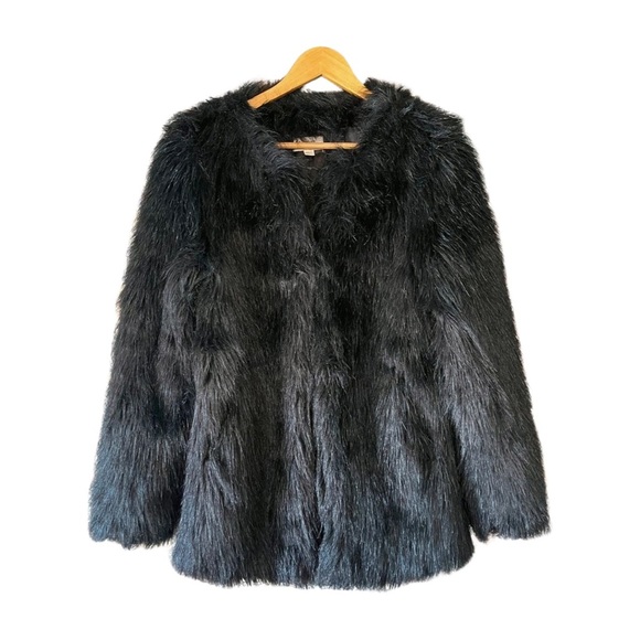 Hudson Bay Black Faux Fur Shaggy Jacket - Picture 2 of 13